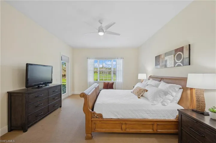 Primary bedroom with access to lanai