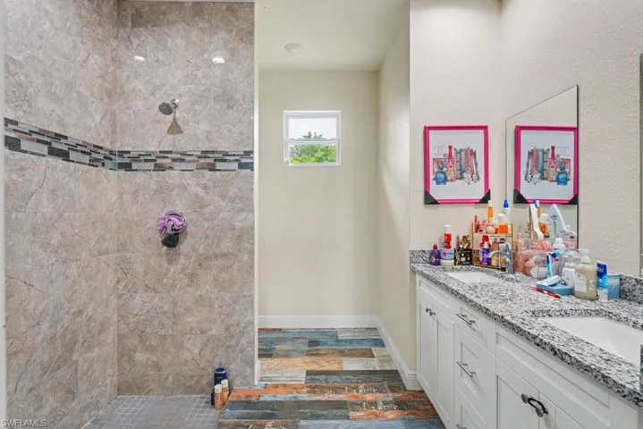 8006 Oakleaf Cir, Labelle, Florida 33935