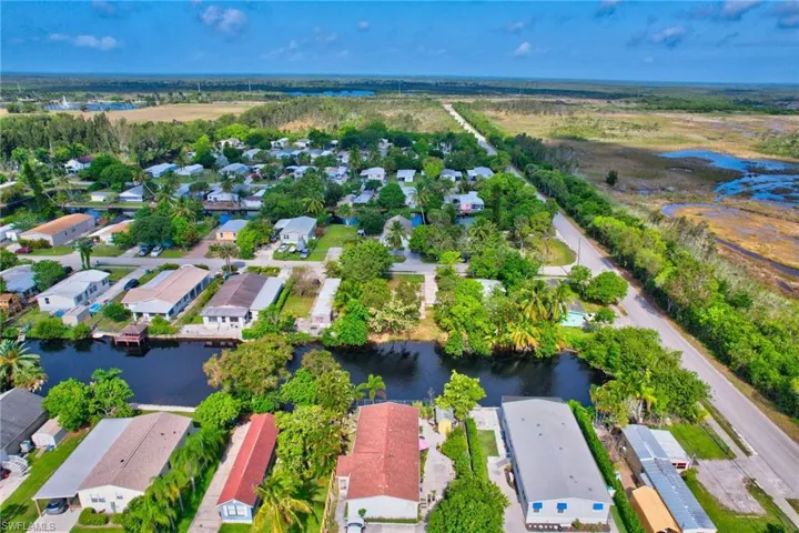 46  Moon Bay  ST, Naples, FL 34114