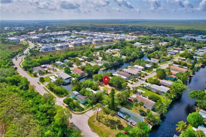 46  Moon Bay  ST, Naples, FL 34114