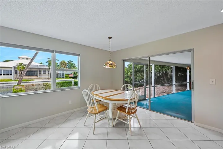 499 16th Ave S, Naples, Florida 34102