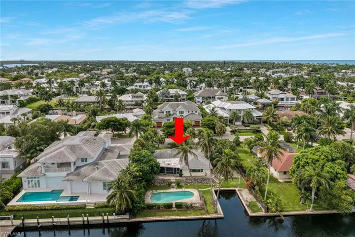 499 16th Ave S, Naples, Florida 34102