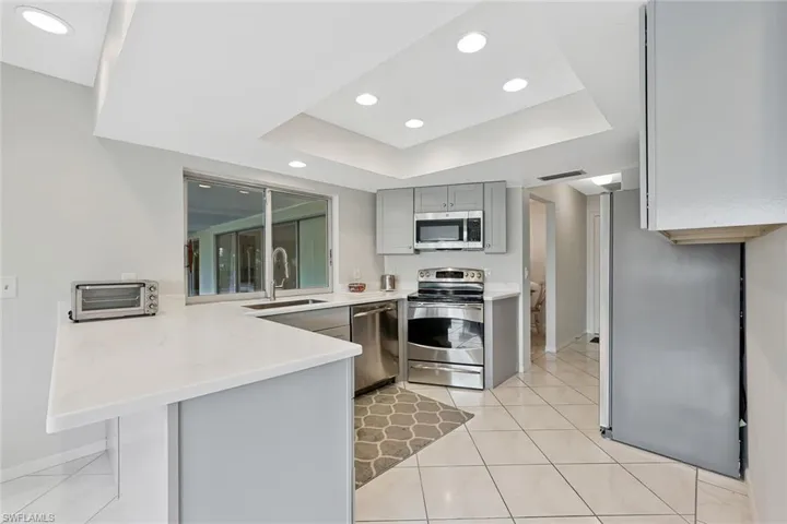 499 16th Ave S, Naples, Florida 34102