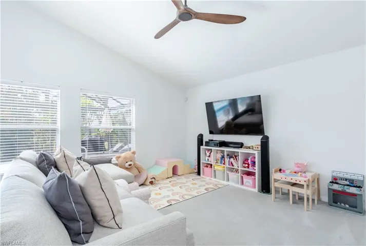 7700 Citrus Hill LN, NAPLES FL 34109