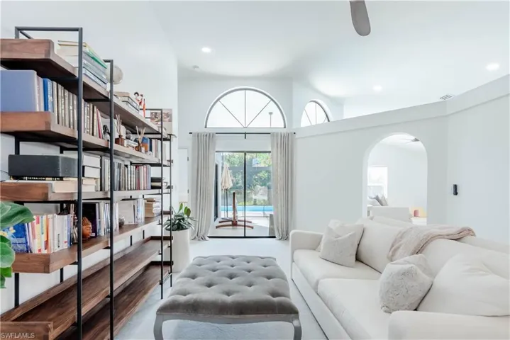 7700 Citrus Hill LN, NAPLES FL 34109