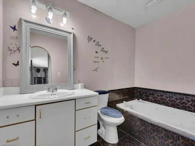17413  Homewood  RD, Fort Myers, FL 33967