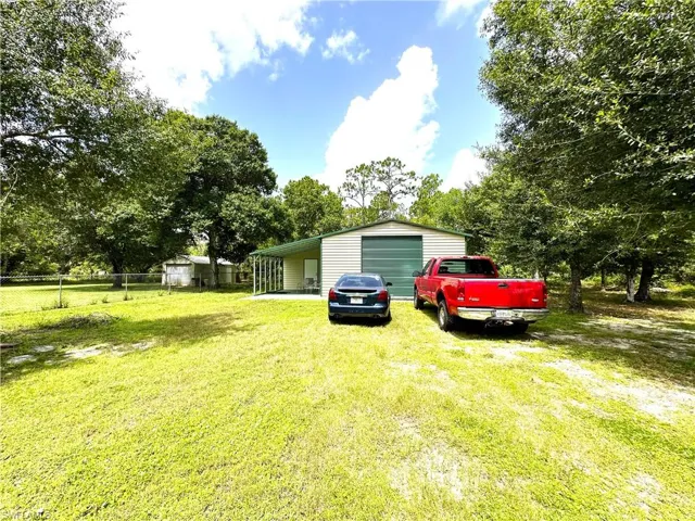 1019  Wells  AVE, Lehigh Acres, FL 33972