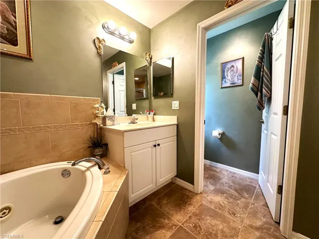 1019  Wells  AVE, Lehigh Acres, FL 33972