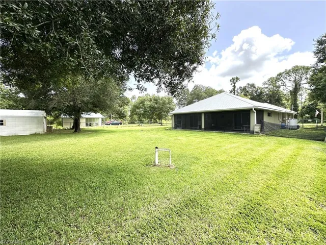 1019  Wells  AVE, Lehigh Acres, FL 33972