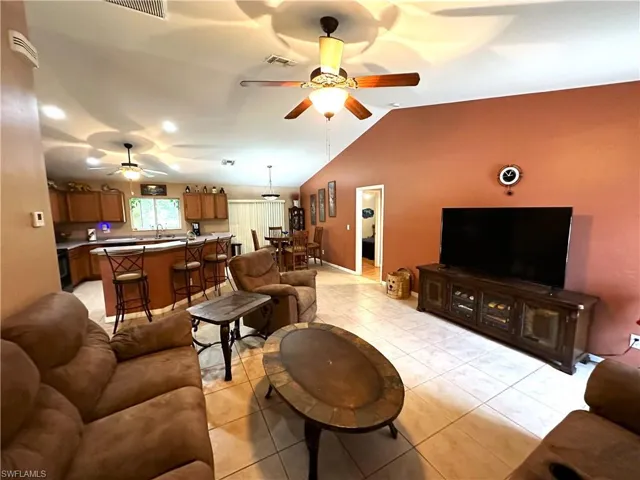 1019  Wells  AVE, Lehigh Acres, FL 33972