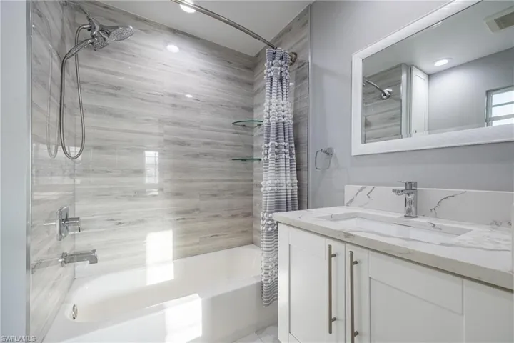 Master Bathroom featuring shower / bath combo