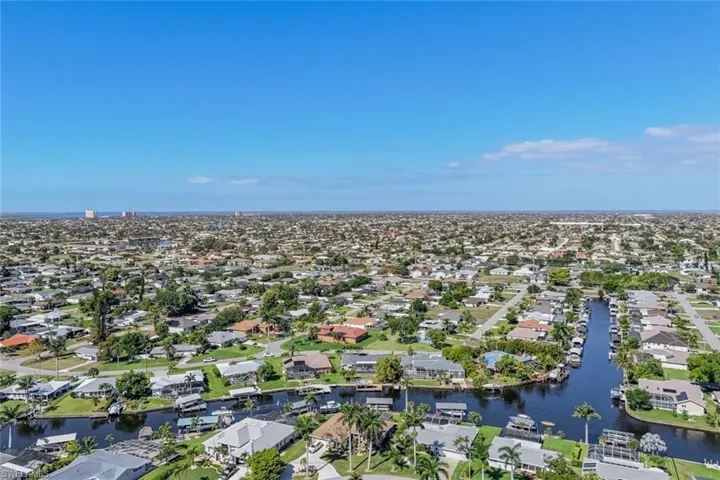 4305 1st Ave, Cape Coral, Florida 33904