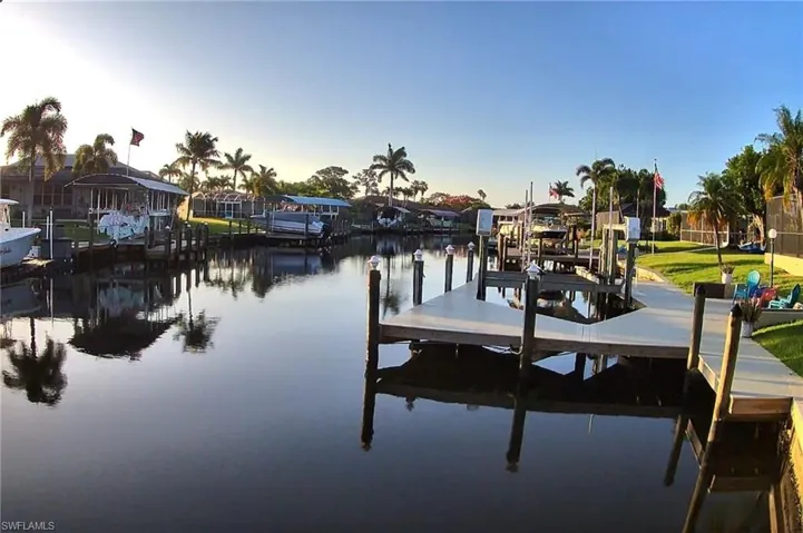 4305 1st Ave, Cape Coral, Florida 33904