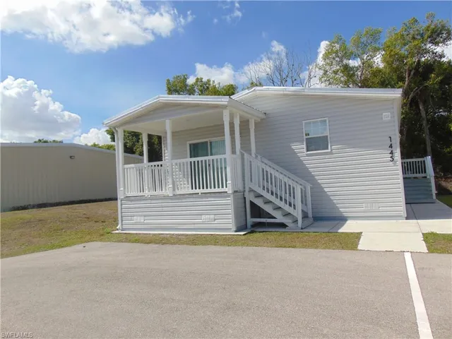 1445 N Bridge  ST, Labelle, FL 33935