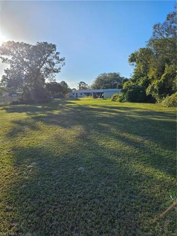 15  Louisiana  RD, LEHIGH ACRES, FL 33936