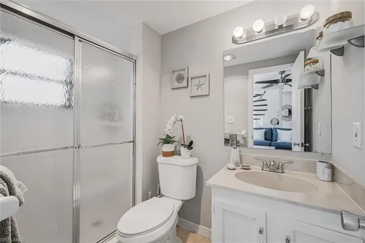 807 River Point Dr 102d, Naples, Florida 34102