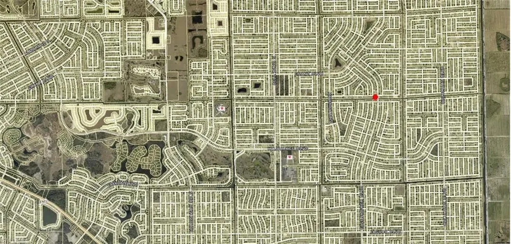 984 Lakeside Dr, Lehigh Acres, Florida 33974
