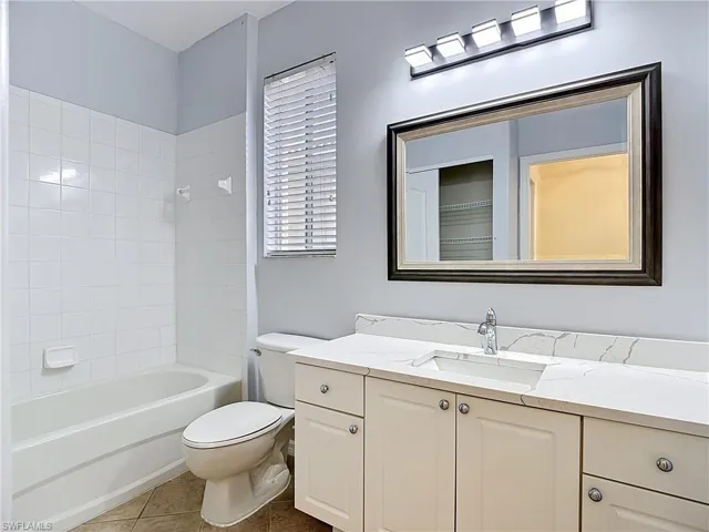 15641 Alton Dr, Fort Myers, Florida 33908