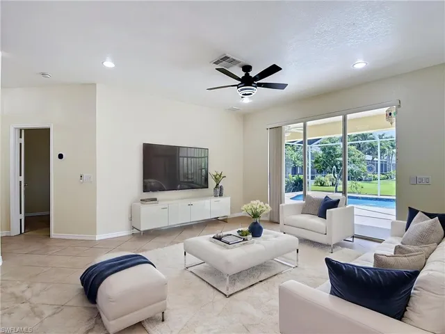 15641 Alton Dr, Fort Myers, Florida 33908