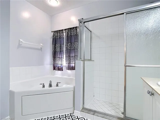 15641 Alton Dr, Fort Myers, Florida 33908