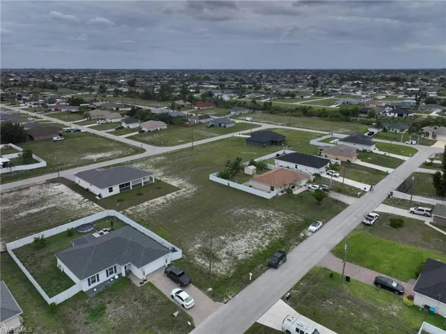 530 Nw 23rd Ter, Cape Coral, Florida 33993