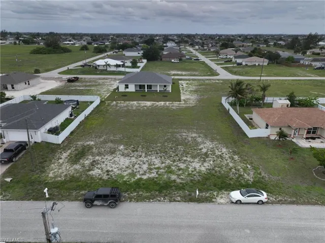 530 Nw 23rd Ter, Cape Coral, Florida 33993
