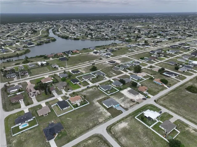 530 Nw 23rd Ter, Cape Coral, Florida 33993