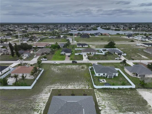 530 Nw 23rd Ter, Cape Coral, Florida 33993
