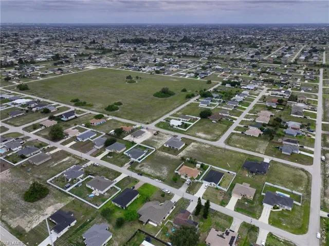 530 Nw 23rd Ter, Cape Coral, Florida 33993