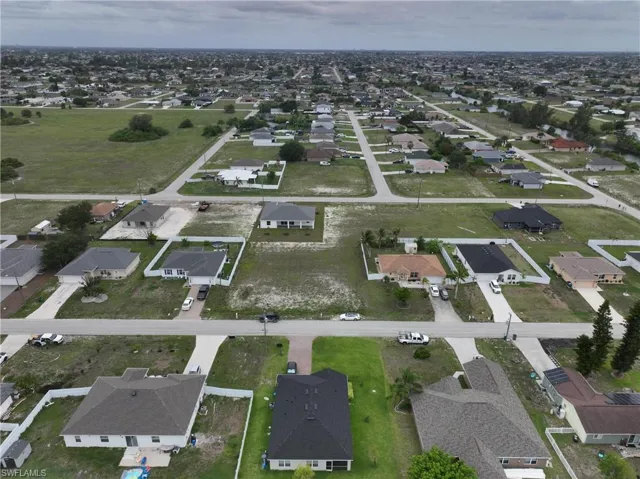 530 Nw 23rd Ter, Cape Coral, Florida 33993