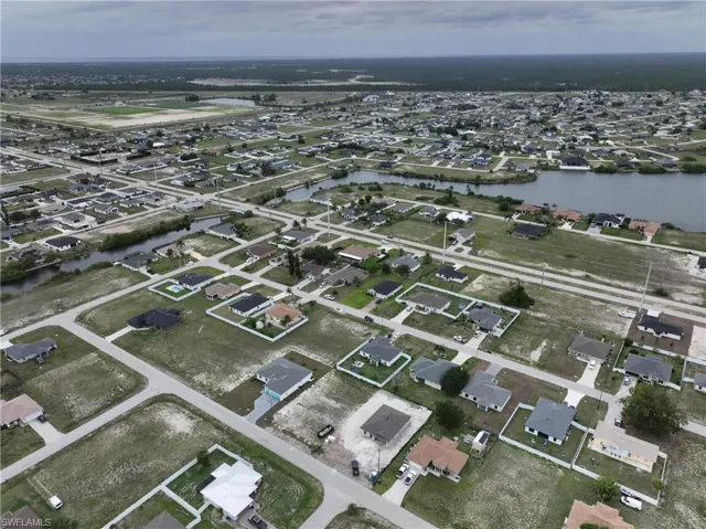 530 Nw 23rd Ter, Cape Coral, Florida 33993