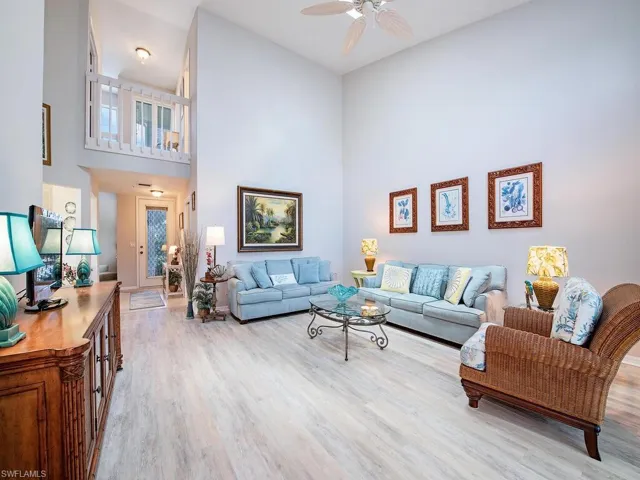 3616  Belair  LN, Naples, FL 34103