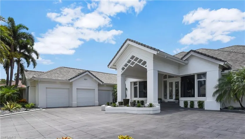 Circular Drive Leading to 3+ Car Garage