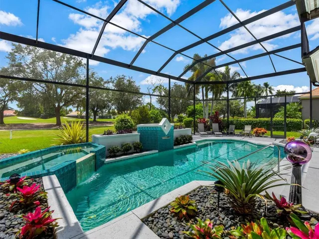 Pool/Spa - and new screen enclosure