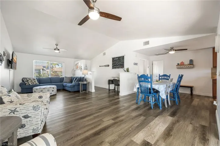 432 SW 38th  TER, Cape Coral, FL 33914