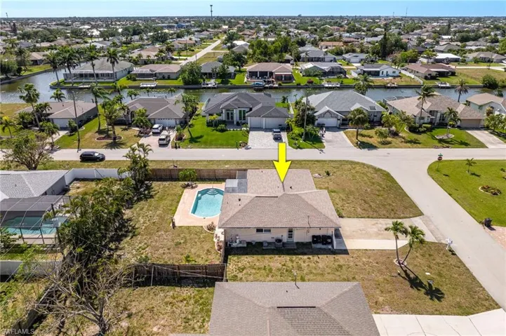 432 SW 38th  TER, Cape Coral, FL 33914