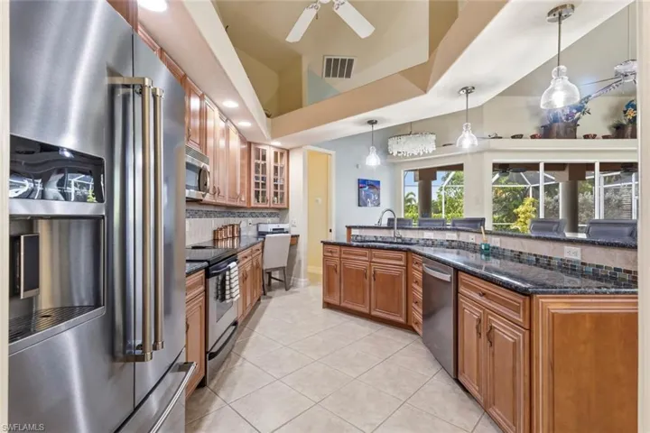 8348 Southwind Bay Cir, Fort Myers, Florida 33908