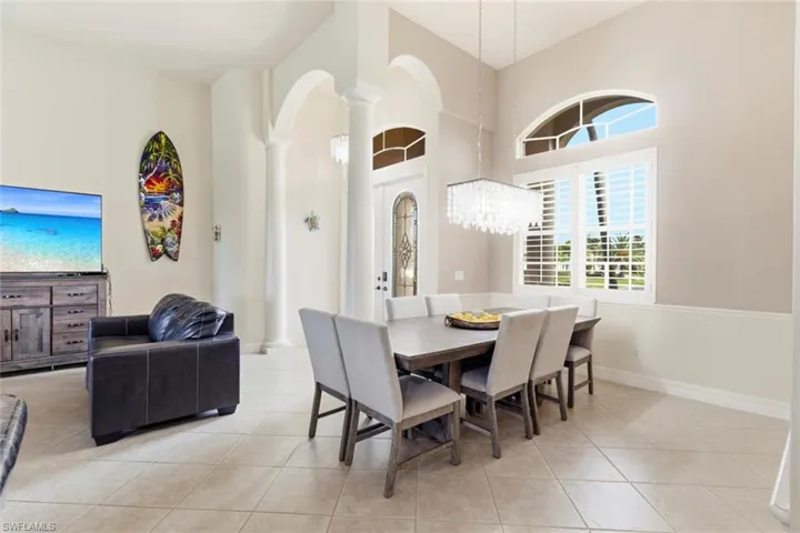 8348 Southwind Bay Cir, Fort Myers, Florida 33908