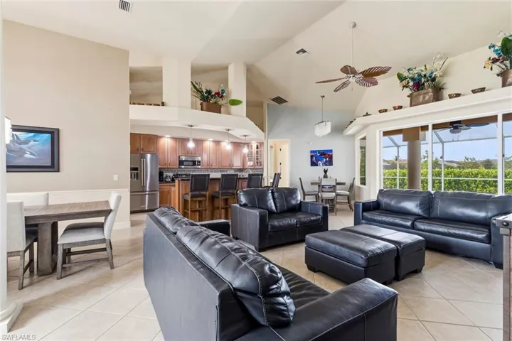 8348 Southwind Bay Cir, Fort Myers, Florida 33908