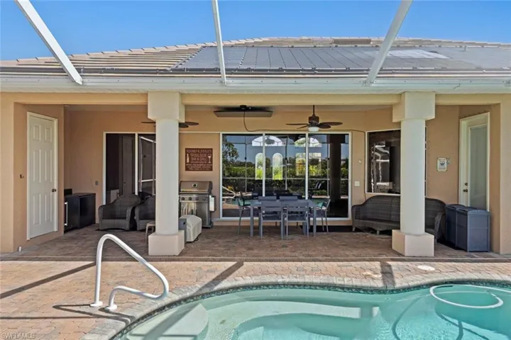 8348 Southwind Bay Cir, Fort Myers, Florida 33908