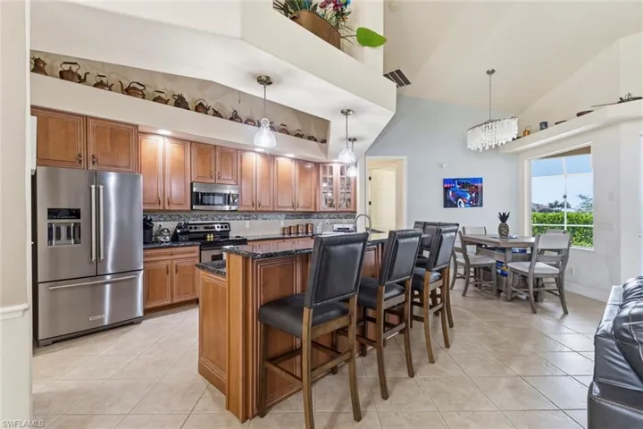8348 Southwind Bay Cir, Fort Myers, Florida 33908