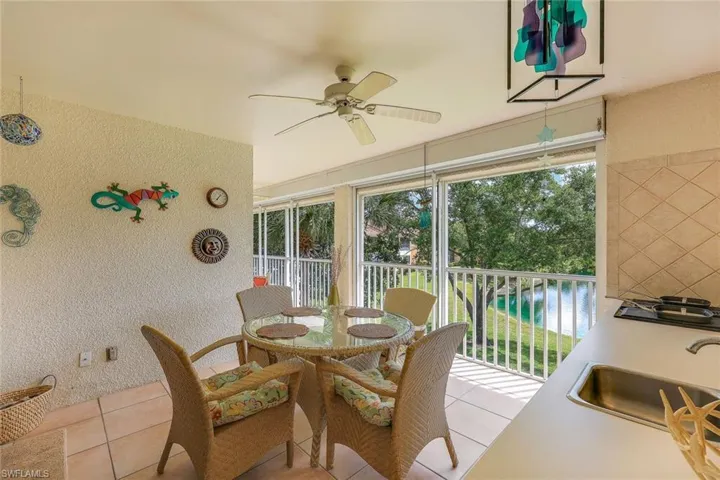 2036  Cascades  DR, Naples, FL 34112