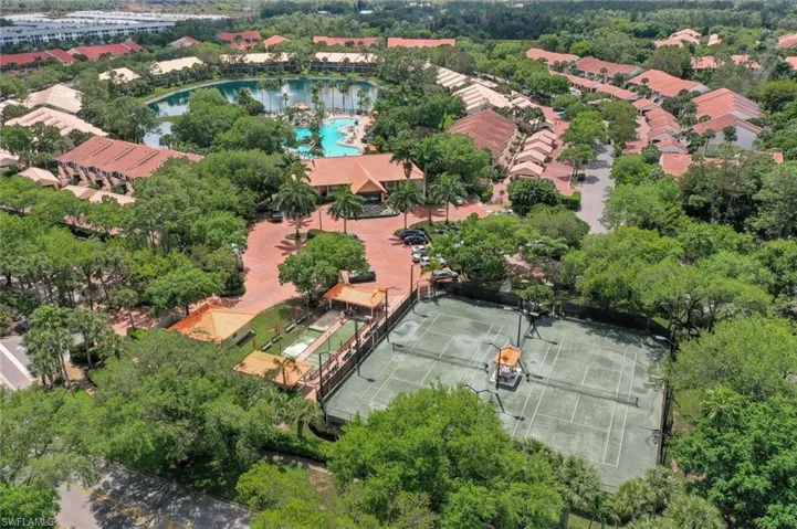 2036  Cascades  DR, Naples, FL 34112