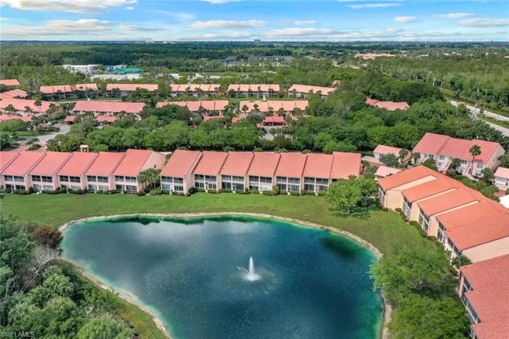 2036  Cascades  DR, Naples, FL 34112