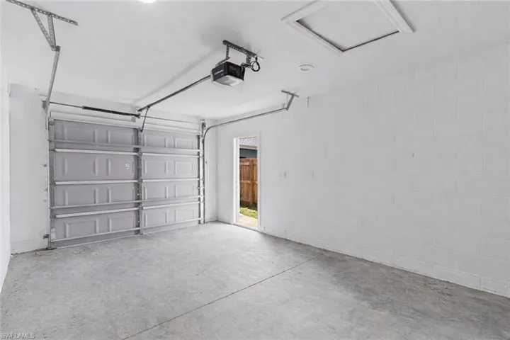 1324 E Giddens  AVE, Tampa, FL 33603