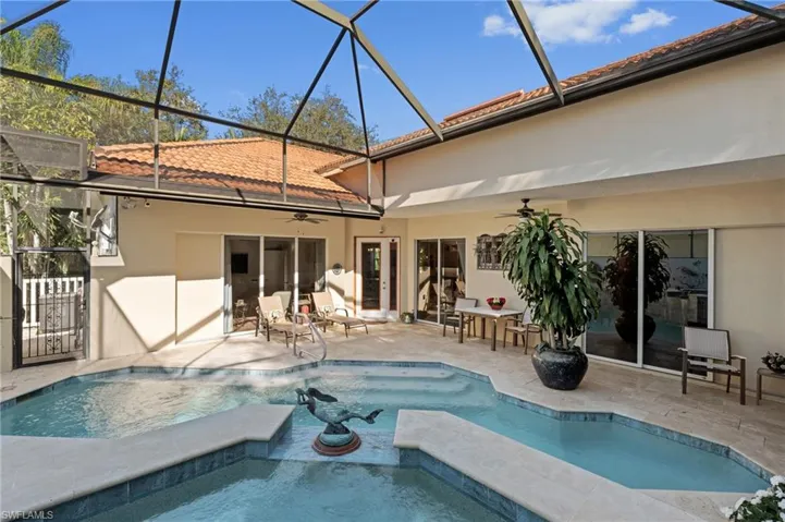 180  Spring Lake  CIR, Naples, FL 34119