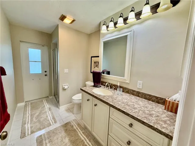707 Washington Ave, Lehigh Acres, Florida 33972