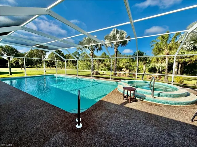 707 Washington Ave, Lehigh Acres, Florida 33972