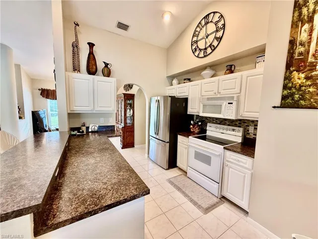 707 Washington Ave, Lehigh Acres, Florida 33972