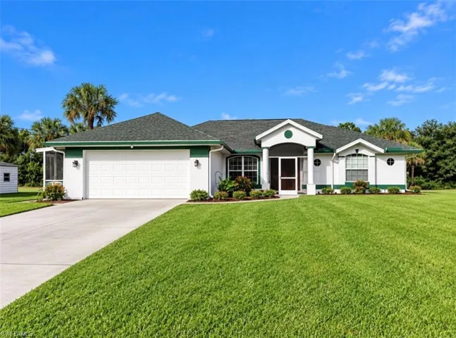 707 Washington Ave, Lehigh Acres, Florida 33972
